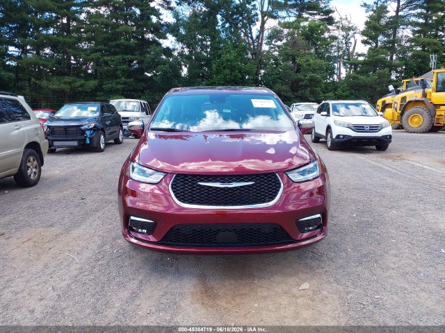 Chrysler Pacifica Hybrid Limited 2022 2C4RC1S73NR205811 Image 13