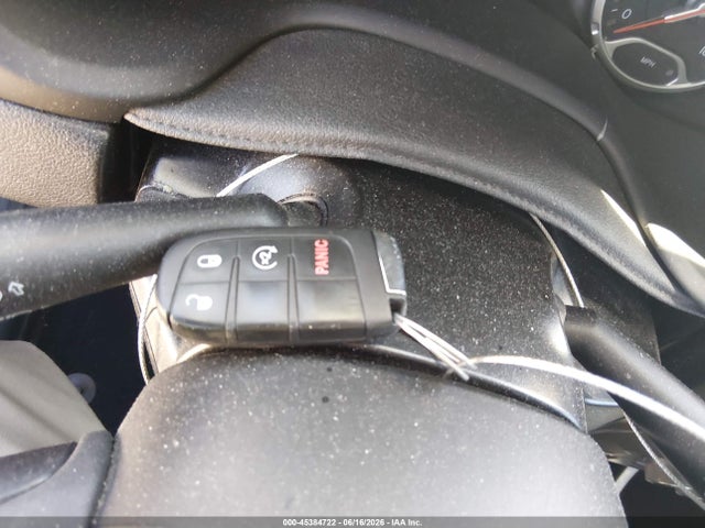 ZACNJBBB7KPK03751 Jeep Renegade Latitude 4x4