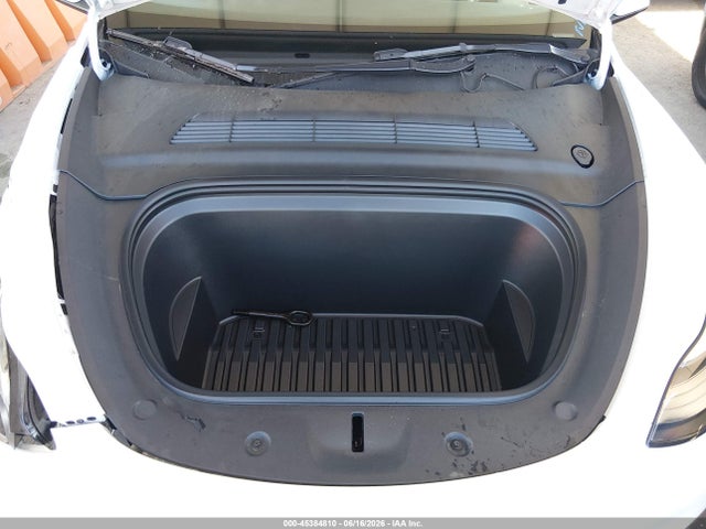 45384810 :رقم المزاد ، 7SAYGDEE0NF438846 vin ، 2022 Tesla Model Y Long Range Dual Motor All-wheel Drive مزاد بيع