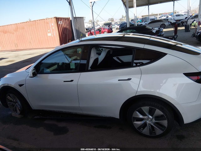 45384810 :رقم المزاد ، 7SAYGDEE0NF438846 vin ، 2022 Tesla Model Y Long Range Dual Motor All-wheel Drive مزاد بيع