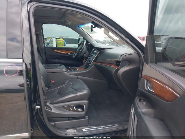 Продаж на аукціоні авто 2016 Cadillac Escalade Esv Luxury Collection, vin: 1GYS3HKJ7GR477335, номер лоту: 45384823