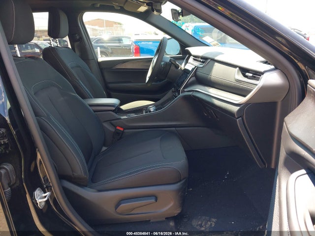Aukcja sprzedaży 2025 Jeep Grand Cherokee Laredo X 4x2, vin: 1C4RJGAG7S8799580, numer aukcji: 45384841