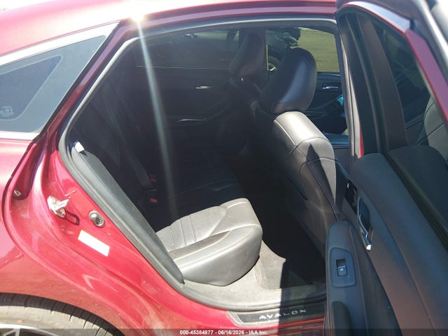 45384877 :رقم المزاد ، 4T1BZ1FB8KU003863 vin ، 2019 Toyota Avalon Xse مزاد بيع