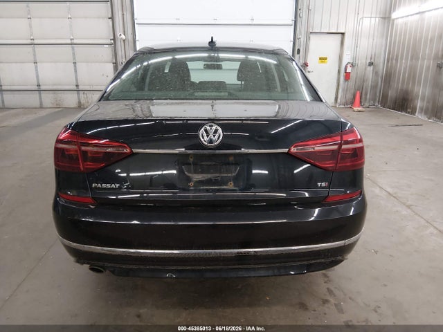 Продажа на аукционе авто 2017 Volkswagen Passat 1.8t R-line, vin: 1VWDT7A35HC005194, номер лота: 45385013