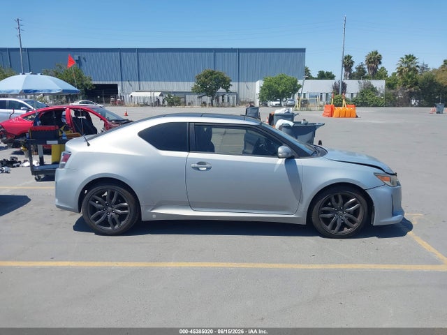 Scion Tc 10 Series 2014 JTKJF5C73E3068994 Image 13