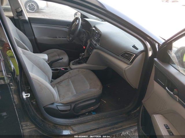 5NPD74LF0JH355338 Hyundai ELANTRA SE