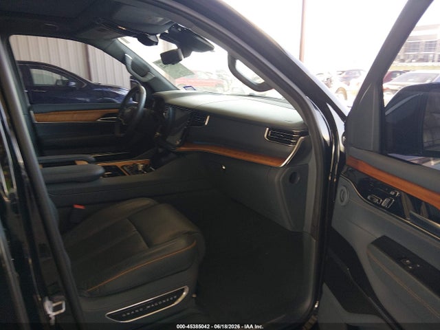 Продаж на аукціоні авто 2022 Jeep Grand Wagoneer Series Ii 4x4, vin: 1C4SJVFJ8NS117405, номер лоту: 45385042