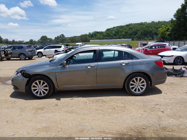 Aukcja sprzedaży 2013 Chrysler 200 Touring, vin: 1C3CCBBB9DN654409, numer aukcji: 45385092