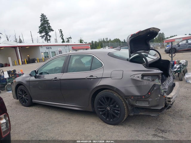 4T1G11AKXNU697187 Toyota CAMRY SE