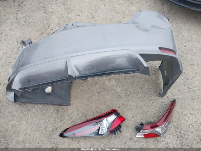 4T1G11AKXNU697187 Toyota CAMRY SE