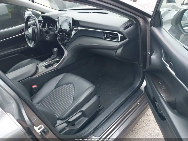 4T1G11AKXNU697187 Toyota CAMRY SE