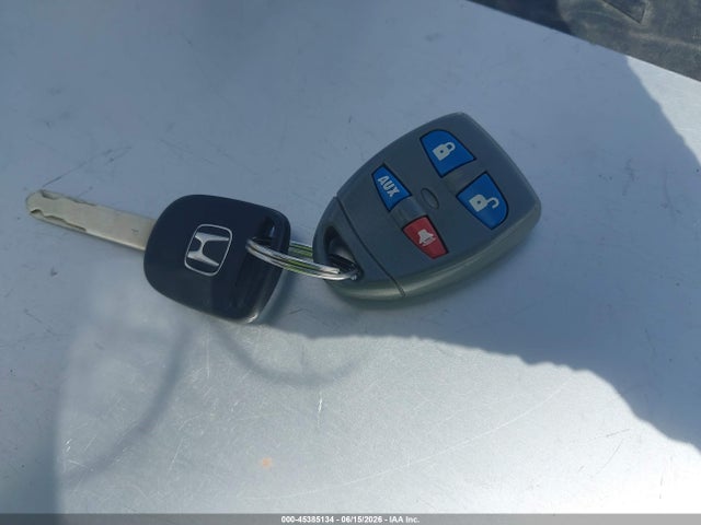 2004 Honda Odyssey Lx მანქანა იყიდება აუქციონზე, vin: 5FNRL185X4B010529, აუქციონის ნომერი: 45385134