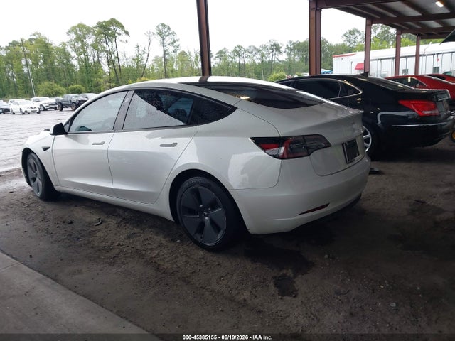 Tesla Model 3 Long Range Dual Motor All-wheel Drive 2022 5YJ3E1EB6NF262631 Image 3