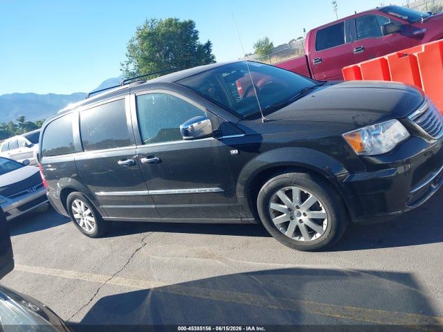 Aukcja sprzedaży 2014 Chrysler Town & Country Touring-l 30th Anniversary, vin: 2C4RC1CG5ER338813, numer aukcji: 45385156