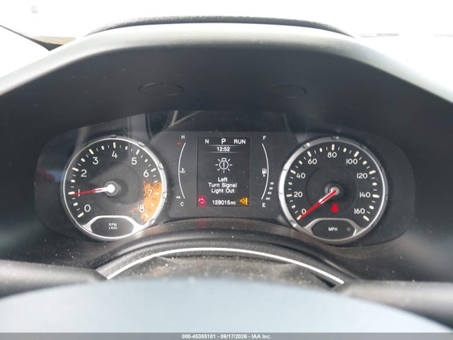 Aukcja sprzedaży 2017 Jeep Renegade Latitude 4x4, vin: ZACCJBBB9HPF33748, numer aukcji: 45385181
