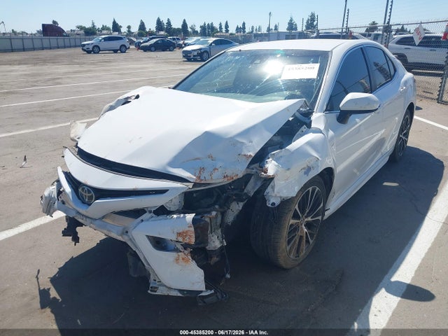 Toyota CAMRY SE 2018 JTNB11HK0J3049079 Image 2