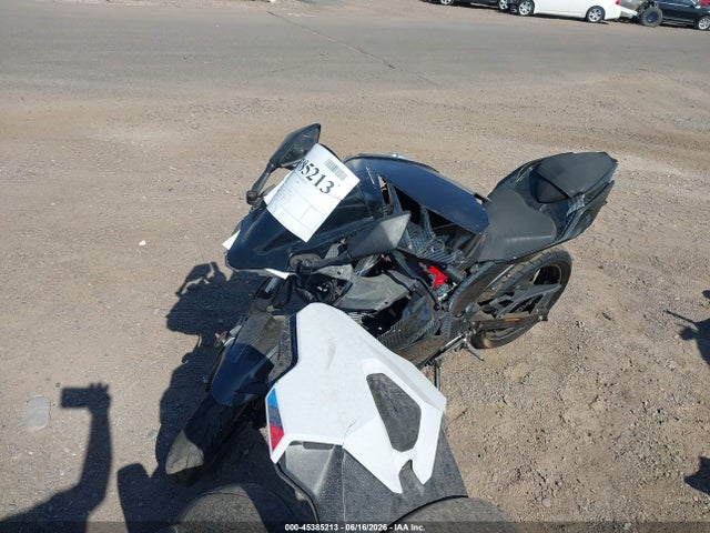 Kawasaki EX400 2021 JKAEXKH13MDAC2284 Image 2
