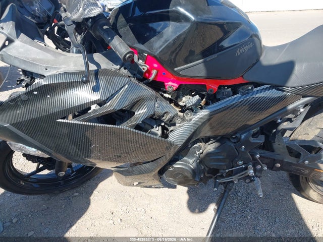 Kawasaki EX400 2021 JKAEXKH13MDAC2284 Image 9