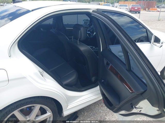 Продаж на аукціоні авто 2014 Mercedes-benz C 300 Sport 4matic, vin: WDDGF8AB8EA968155, номер лоту: 45385277