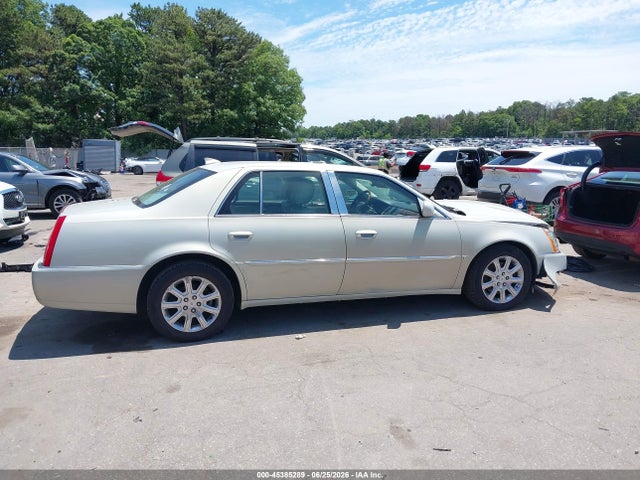 45385289 :رقم المزاد ، 1G6KH5EY6AU102798 vin ، 2010 Cadillac Dts Premium Collection مزاد بيع