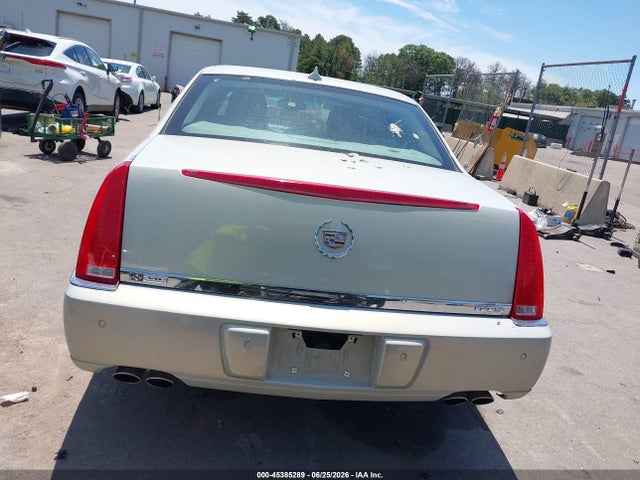 45385289 :رقم المزاد ، 1G6KH5EY6AU102798 vin ، 2010 Cadillac Dts Premium Collection مزاد بيع