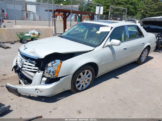 45385289 :رقم المزاد ، 1G6KH5EY6AU102798 vin ، 2010 Cadillac Dts Premium Collection مزاد بيع