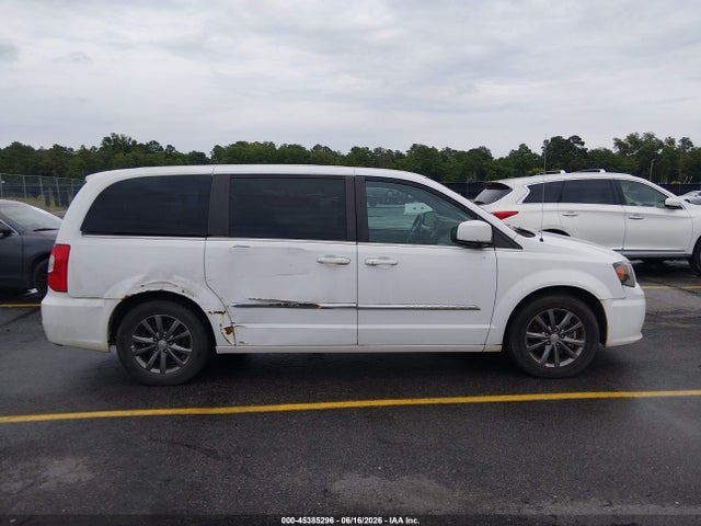 Продаж на аукціоні авто 2015 Chrysler Town & Country S, vin: 2C4RC1HG4FR710734, номер лоту: 45385296