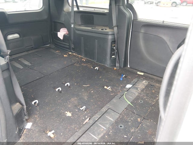 Продаж на аукціоні авто 2015 Chrysler Town & Country S, vin: 2C4RC1HG4FR710734, номер лоту: 45385296