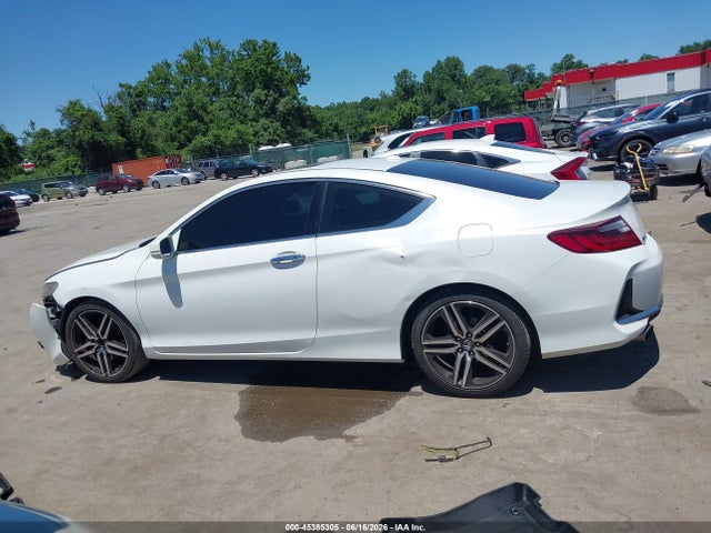 Продаж на аукціоні авто 2017 Honda Accord Touring V6, vin: 1HGCT2B08HA004611, номер лоту: 45385305