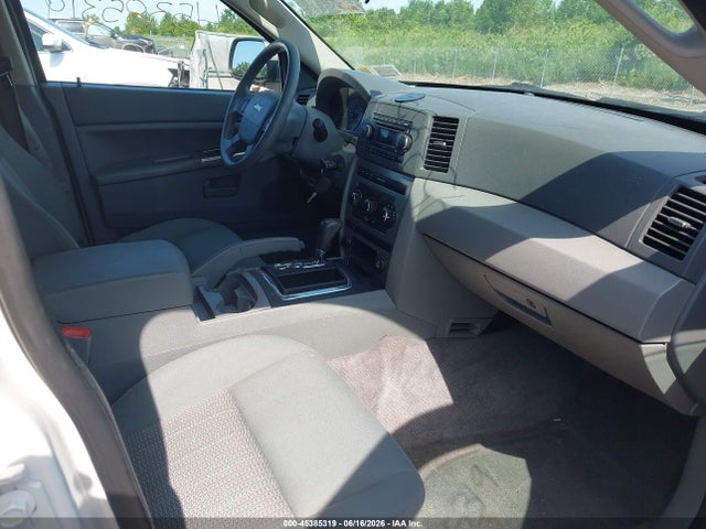 Продажа на аукционе авто 2007 Jeep Grand Cherokee Laredo, vin: 1J8GR48K27C682768, номер лота: 45385319