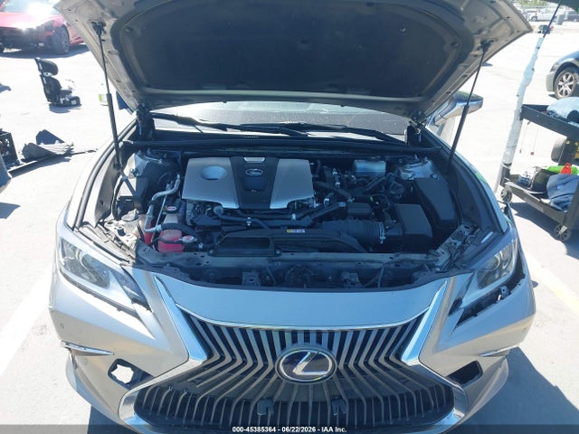 Lexus ES 300H 2019 JTHB21B19K2003533 Image 10