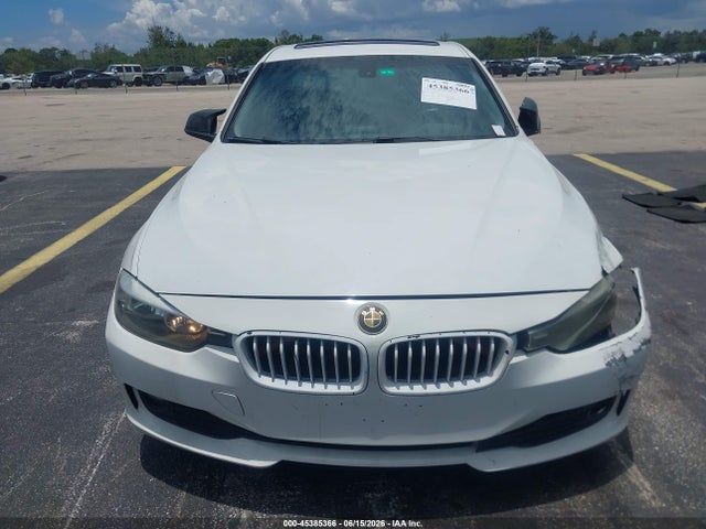 2015 Bmw 320i მანქანა იყიდება აუქციონზე, vin: WBA3B1G56FNT06515, აუქციონის ნომერი: 45385366