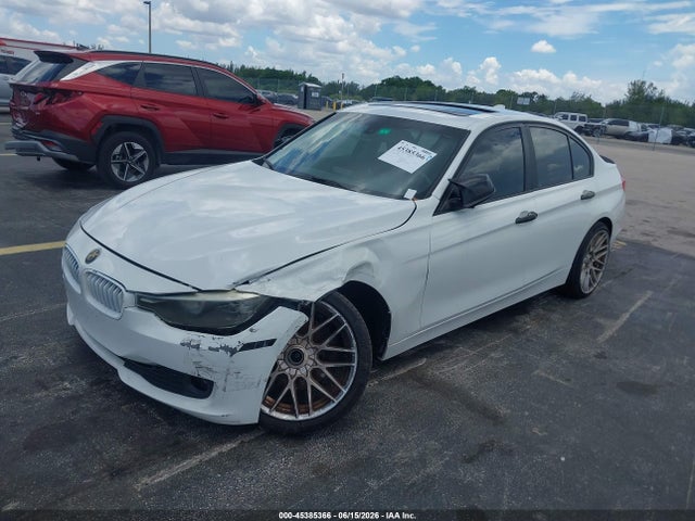 2015 Bmw 320i მანქანა იყიდება აუქციონზე, vin: WBA3B1G56FNT06515, აუქციონის ნომერი: 45385366