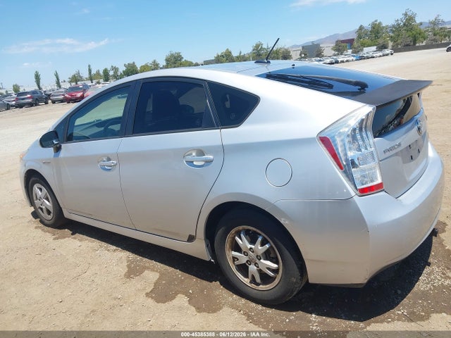 2011 Toyota Prius Three მანქანა იყიდება აუქციონზე, vin: JTDKN3DU3B0255382, აუქციონის ნომერი: 45385388