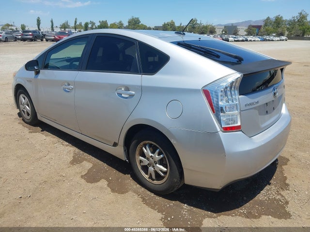 2011 Toyota Prius Three მანქანა იყიდება აუქციონზე, vin: JTDKN3DU3B0255382, აუქციონის ნომერი: 45385388