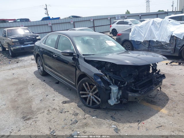 2017 Volkswagen Passat 1.8t R-line მანქანა იყიდება აუქციონზე, vin: 1VWDT7A31HC040928, აუქციონის ნომერი: 45385440