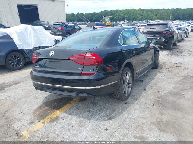 2017 Volkswagen Passat 1.8t R-line მანქანა იყიდება აუქციონზე, vin: 1VWDT7A31HC040928, აუქციონის ნომერი: 45385440