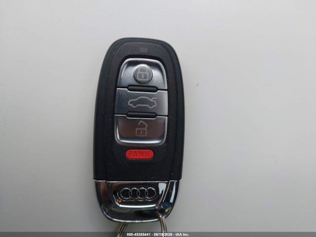 2014 Audi A4 2.0t Premium მანქანა იყიდება აუქციონზე, vin: WAUFFAFL5EN034717, აუქციონის ნომერი: 45385441