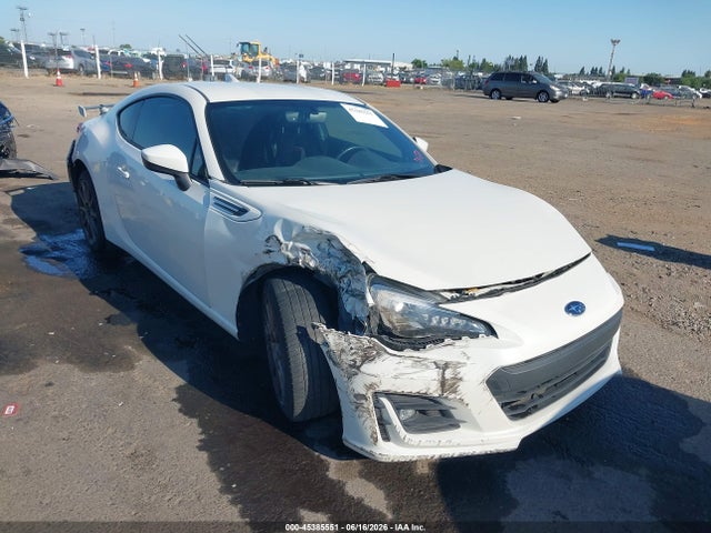 2017 JF1ZCAC18H9603011 main image