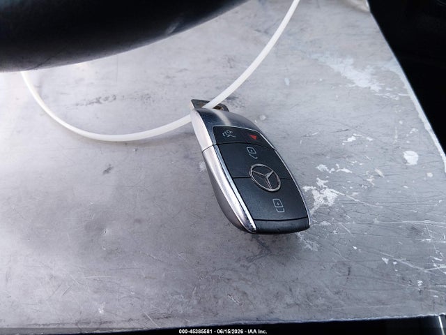 W1N4M4GB4LW016166 Mercedes-Benz GLB 250