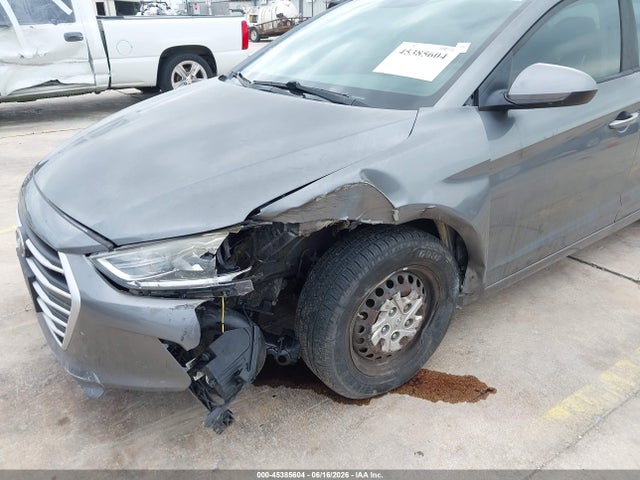 Hyundai ELANTRA SE 2018 5NPD74LF2JH398482 Image 17