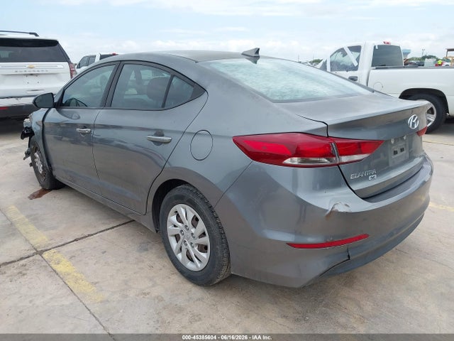 Hyundai ELANTRA SE 2018 5NPD74LF2JH398482 Image 3