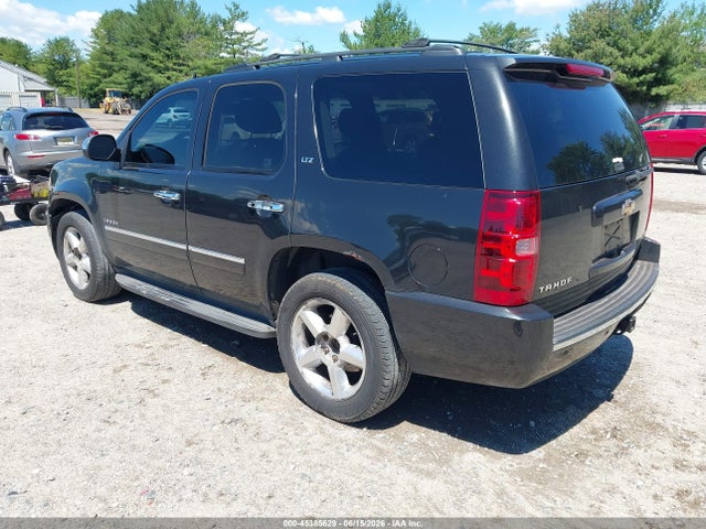 2010 Chevrolet Tahoe Ltz მანქანა იყიდება აუქციონზე, vin: 1GNUKCE05AR160711, აუქციონის ნომერი: 45385629