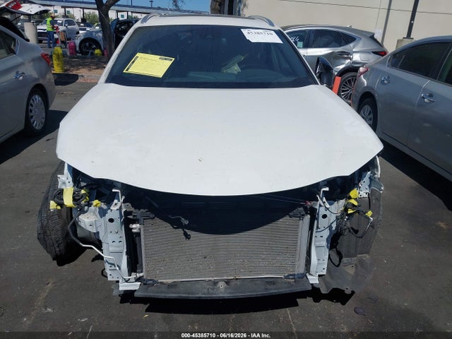 JTHY3JBH9K2018005 Lexus UX 200