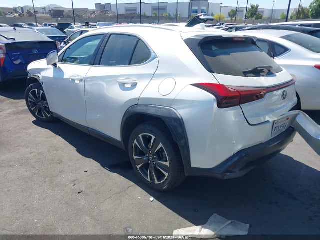 JTHY3JBH9K2018005 Lexus UX 200