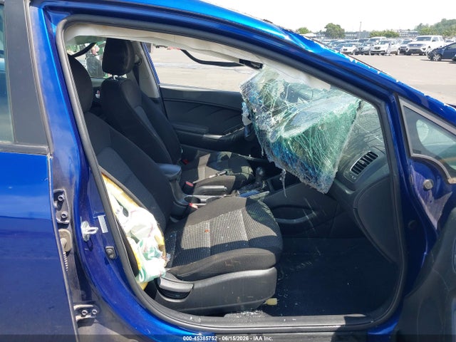 KIA FORTE LX 2017 3KPFK4A72HE047718 Image 5