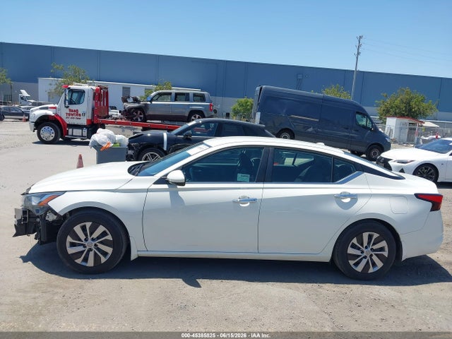 Nissan Altima 2.5 S 2019 1N4BL4BV2KC159688 Image 15