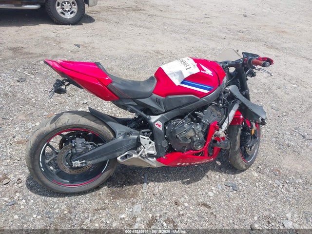 Honda CBR650 R 2024 MLHRH1551R5000015 Image 11