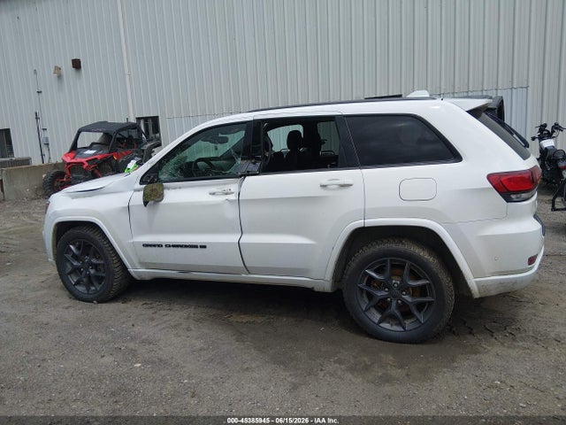 45385945 :رقم المزاد ، 1C4RJFBG1MC702186 vin ، 2021 Jeep Grand Cherokee 80th Anniversary 4x4 مزاد بيع