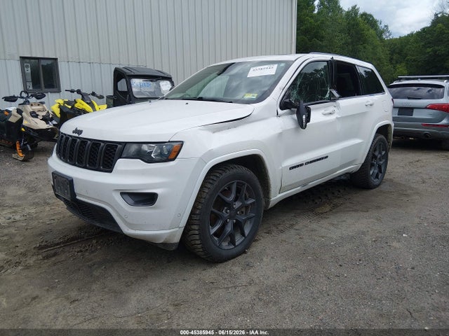 45385945 :رقم المزاد ، 1C4RJFBG1MC702186 vin ، 2021 Jeep Grand Cherokee 80th Anniversary 4x4 مزاد بيع